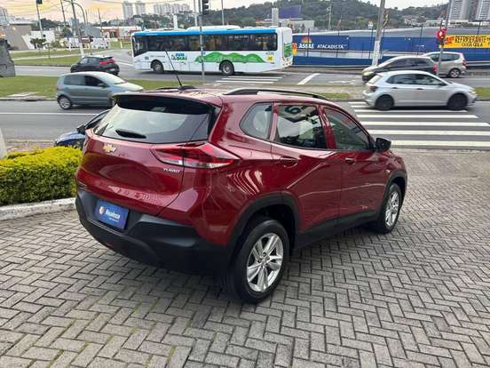 CHEVROLET-TRACKER-2020