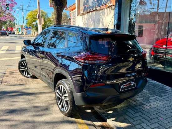 CHEVROLET-TRACKER-2024