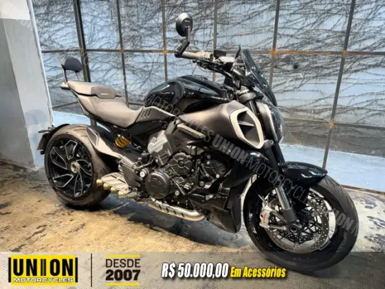 DUCATI DIAVEL V4 DUCATI DIAVEL V4