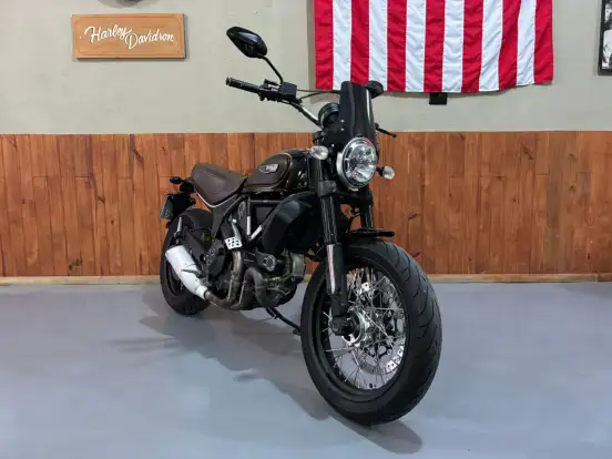 DUCATI-SCRAMBLER CLASSIC-2018