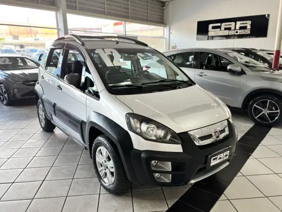 FIAT IDEA 1.8 MPI ADVENTURE 16V FLEX 4P MANUAL FIAT IDEA 1.8 MPI ADVENTURE 16V FLEX 4P MANUAL