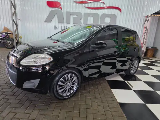FIAT PALIO 1.0 MPI ATTRACTIVE 8V FLEX 4P MANUAL FIAT PALIO 1.0 MPI ATTRACTIVE 8V FLEX 4P MANUAL