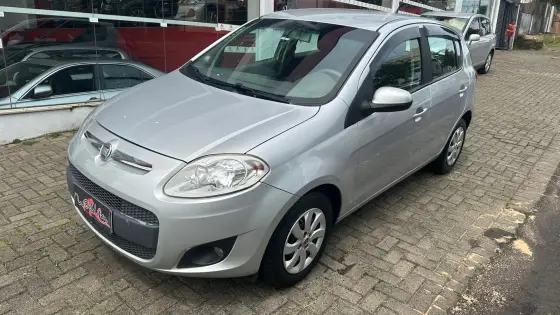 FIAT PALIO 1.4 MPI ATTRACTIVE 8V FLEX 4P MANUAL FIAT PALIO 1.4 MPI ATTRACTIVE 8V FLEX 4P MANUAL