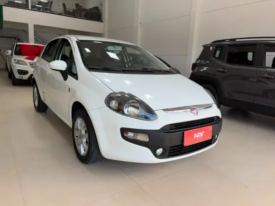 FIAT PUNTO 1.4 ATTRACTIVE 8V FLEX 4P MANUAL FIAT PUNTO 1.4 ATTRACTIVE 8V FLEX 4P MANUAL