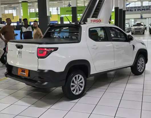 FIAT-STRADA-2024