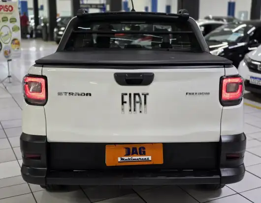 FIAT-STRADA-2024