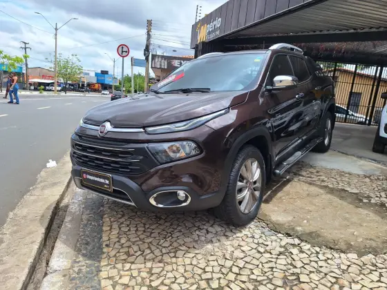 FIAT TORO 2.0 16V TURBO DIESEL RANCH 4WD AT9