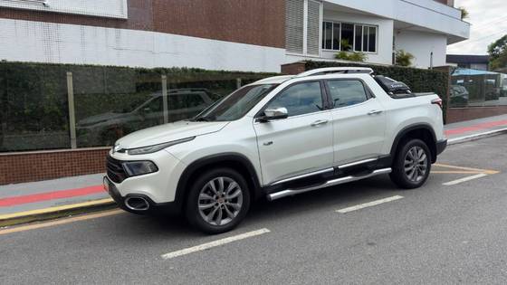 FIAT TORO 2.0 16V TURBO DIESEL RANCH 4WD AT9