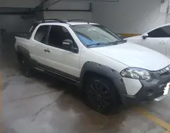 FIAT STRADA 1.8 MPI ADVENTURE CD 16V FLEX 3P MANUAL FIAT STRADA 1.8 MPI ADVENTURE CD 16V FLEX 3P MANUAL