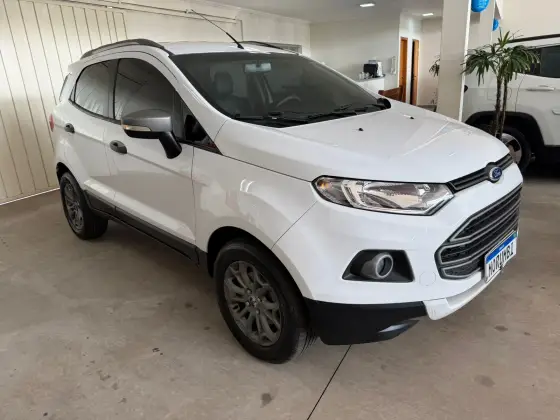 FORD ECOSPORT 1.6 FREESTYLE 16V FLEX 4P MANUAL FORD ECOSPORT 1.6 FREESTYLE 16V FLEX 4P MANUAL