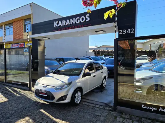 FORD FIESTA 1.6 ROCAM SEDAN 8V FLEX 4P MANUAL FORD FIESTA 1.6 ROCAM SEDAN 8V FLEX 4P MANUAL