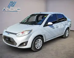 FORD FIESTA 1.6 ROCAM SE 8V FLEX 4P MANUAL FORD FIESTA 1.6 ROCAM SE 8V FLEX 4P MANUAL
