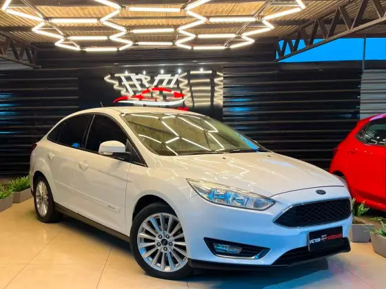 FORD FOCUS 1.6 SE 16V FLEX 4P MANUAL FORD FOCUS 1.6 SE 16V FLEX 4P MANUAL