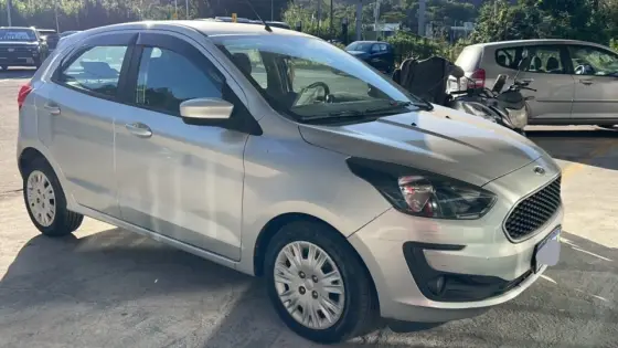 FORD KA 1.5 TI-VCT FLEX SE PLUS AUTOMÁTICO FORD KA 1.5 TI-VCT FLEX SE PLUS AUTOMÁTICO