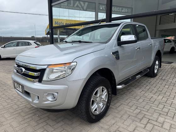 FORD RANGER 2.5 XLT 4X2 CD 16V FLEX 4P MANUAL