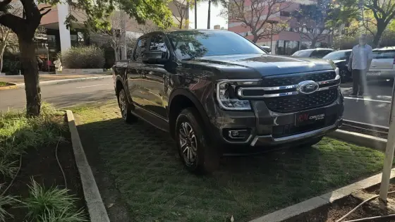 FORD RANGER 3.0 V6 TURBO DIESEL CD XLT 4X4 AUTOMÁTICO FORD RANGER 3.0 V6 TURBO DIESEL CD XLT 4X4 AUTOMÁTICO