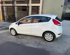 FORD FIESTA 1.6 SE HATCH 16V FLEX 4P MANUAL FORD FIESTA 1.6 SE HATCH 16V FLEX 4P MANUAL