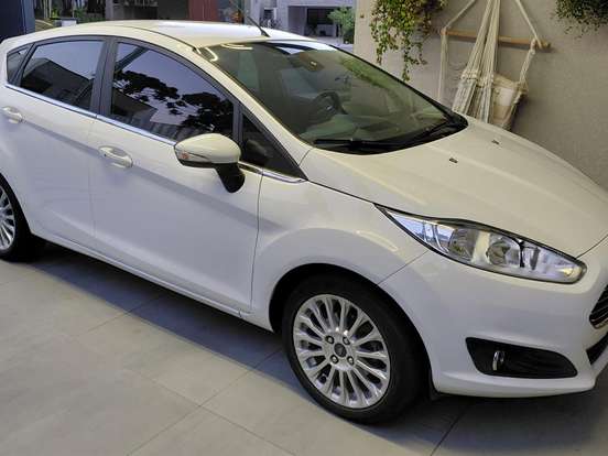 FORD-FIESTA-1.6 TITANIUM HATCH 16V FLEX 4P POWERSHIFT FORD-FIESTA-2016