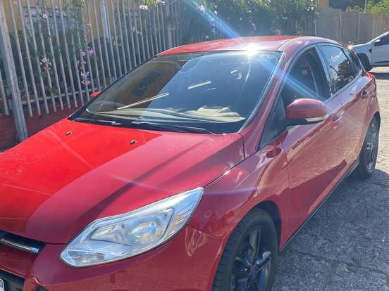 FORD-FOCUS-2.0 SE 16V FLEX 4P POWERSHIFT FORD-FOCUS-2013