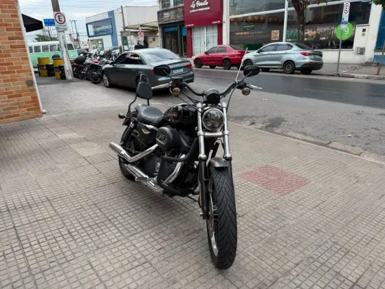 HARLEY-DAVIDSON SPORTSTER XL 883 R HARLEY-DAVIDSON SPORTSTER XL 883 R