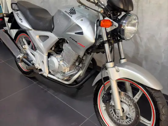 HONDA-CBX 250 TWISTER HONDA-CBX 250 TWISTER-2005