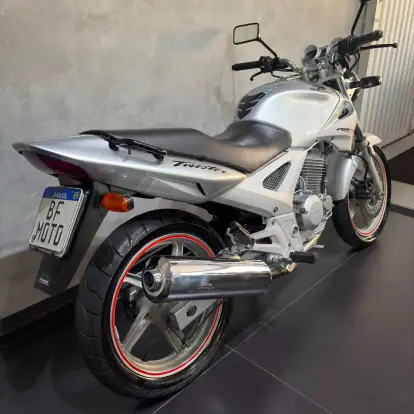 HONDA-CBX 250 TWISTER-2005