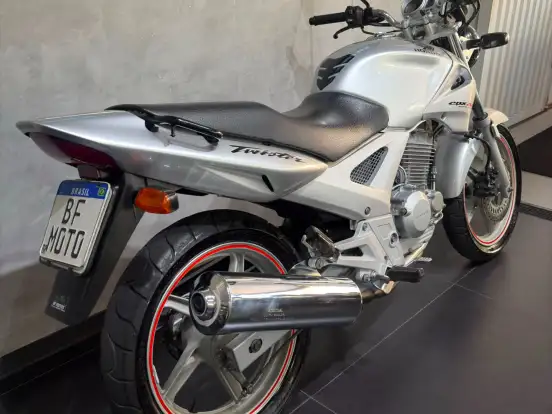 HONDA-CBX 250 TWISTER HONDA-CBX 250 TWISTER-2005