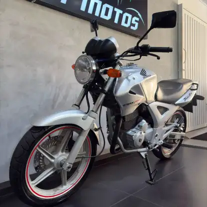 HONDA-CBX 250 TWISTER-2005
