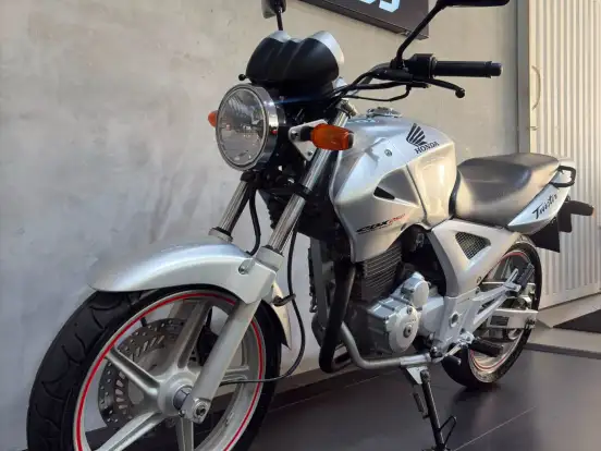 HONDA-CBX 250 TWISTER HONDA-CBX 250 TWISTER-2005