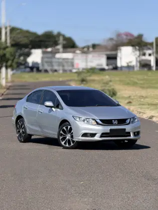 HONDA CIVIC 2.0 LXR 16V FLEX 4P AUTOMÁTICO HONDA CIVIC 2.0 LXR 16V FLEX 4P AUTOMÁTICO