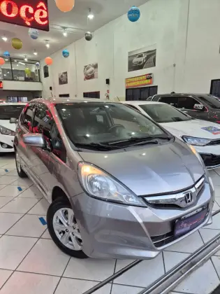 HONDA FIT 1.4 LX 16V FLEX 4P AUTOMÁTICO HONDA FIT 1.4 LX 16V FLEX 4P AUTOMÁTICO