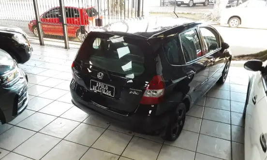 HONDA-FIT-2005