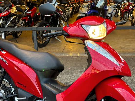 HONDA-BIZ 125 ES HONDA-BIZ 125 ES-2011