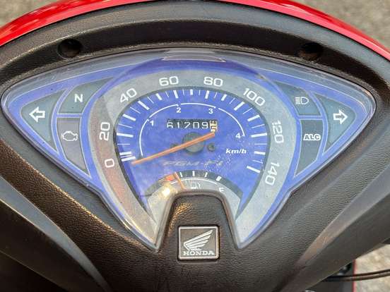 HONDA-BIZ 125 ES-2011