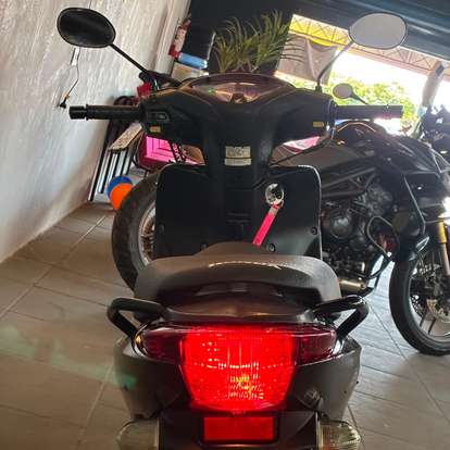 HONDA-BIZ 125 ES-2012