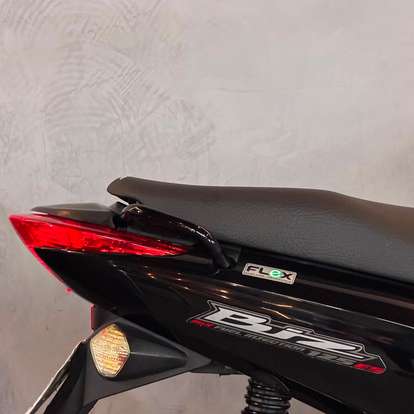 HONDA-BIZ 125 ES-2012