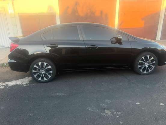 HONDA-CIVIC-2015