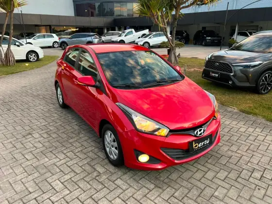 HYUNDAI HB20 1.0 COMFORT 12V FLEX 4P MANUAL HYUNDAI HB20 1.0 COMFORT 12V FLEX 4P MANUAL