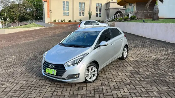 HYUNDAI HB20 1.0 COMFORT PLUS 12V FLEX 4P MANUAL HYUNDAI HB20 1.0 COMFORT PLUS 12V FLEX 4P MANUAL
