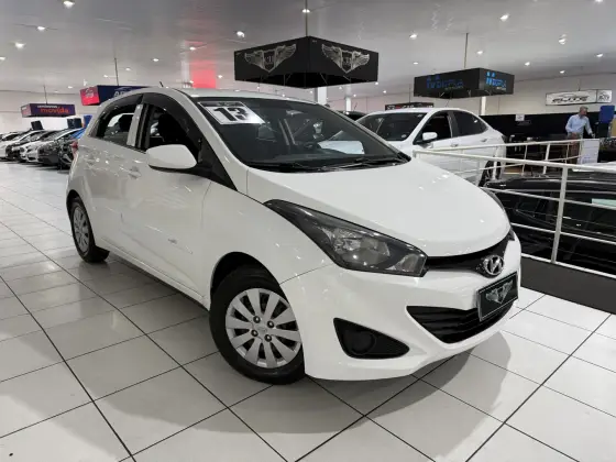 HYUNDAI HB20 1.6 COMFORT 16V FLEX 4P MANUAL HYUNDAI HB20 1.6 COMFORT 16V FLEX 4P MANUAL