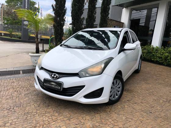 HYUNDAI HB20 1.0 COMFORT 12V FLEX 4P MANUAL