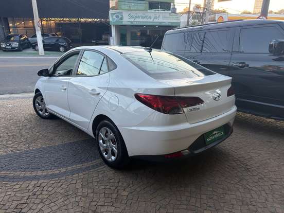 HYUNDAI-HB20S-1.0 12V FLEX VISION MANUAL HYUNDAI-HB20S-2022