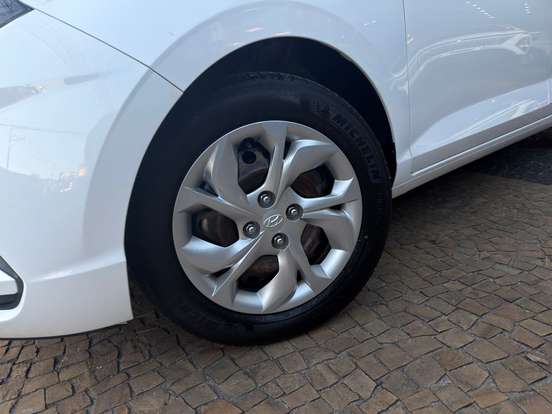 HYUNDAI-HB20S-1.0 12V FLEX VISION MANUAL HYUNDAI-HB20S-2022