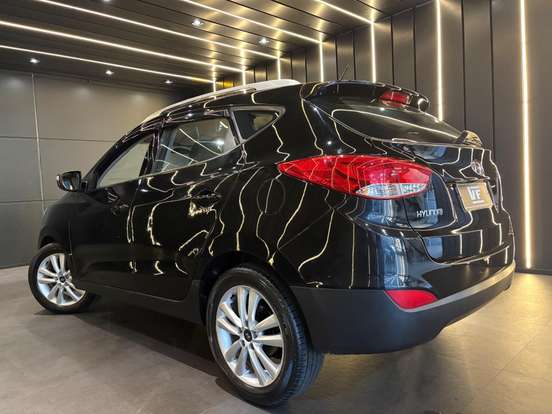 HYUNDAI-IX35-2.0 MPFI GLS 4X2 16V GASOLINA 4P AUTOMÁTICO HYUNDAI-IX35-2010