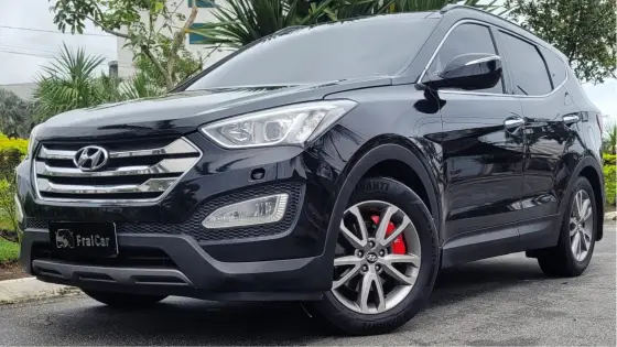 HYUNDAI SANTA FÉ 3.3 MPFI 4X4 7 LUGARES V6 270CV GASOLINA 4P AUTOMÁTICO HYUNDAI SANTA FÉ 3.3 MPFI 4X4 7 LUGARES V6 270CV GASOLINA 4P AUTOMÁTICO
