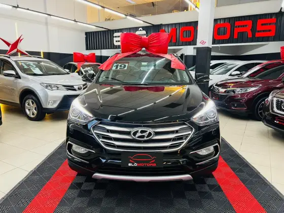 HYUNDAI SANTA FÉ 3.3 MPFI 4X4 7 LUGARES V6 270CV GASOLINA 4P AUTOMÁTICO HYUNDAI SANTA FÉ 3.3 MPFI 4X4 7 LUGARES V6 270CV GASOLINA 4P AUTOMÁTICO