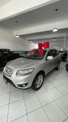 HYUNDAI SANTA FÉ 3.5 MPFI GLS V6 24V 285CV GASOLINA 4P AUTOMÁTICO HYUNDAI SANTA FÉ 3.5 MPFI GLS V6 24V 285CV GASOLINA 4P AUTOMÁTICO