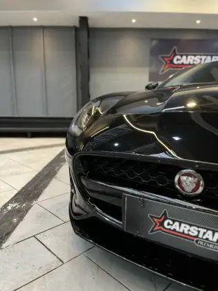 JAGUAR F-TYPE 2.0 P300 GASOLINA R-DYNAMIC COUPÉ AUTOMÁTICO