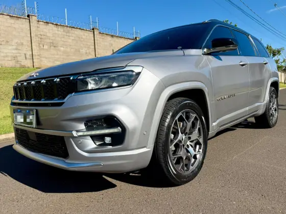 JEEP COMMANDER 1.3 T270 TURBO FLEX OVERLAND AT6 JEEP COMMANDER 1.3 T270 TURBO FLEX OVERLAND AT6