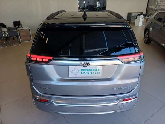 JEEP-COMMANDER-2022